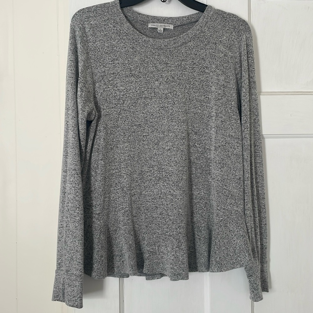 Cute ruffle bottom sweater